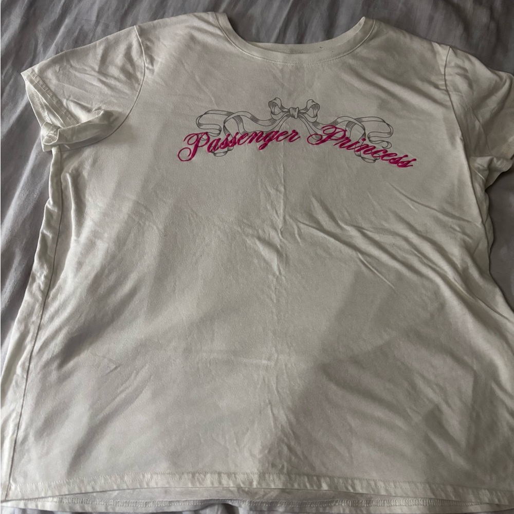 Wound Up White Graphic Tee
